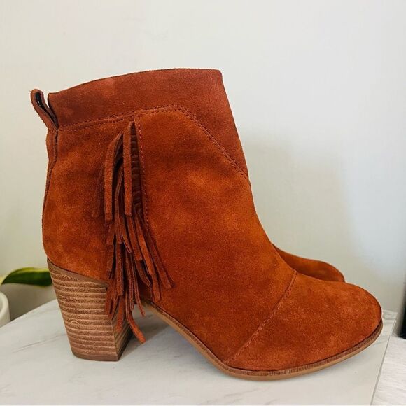 TOMS Lunata Western Boho Tassel Suede Bootie Stacked Block‎ Heel, Brown Size 8.5 - Picture 11 of 17